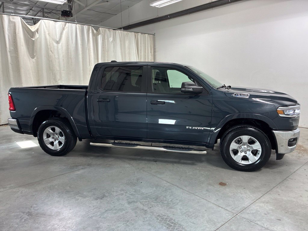 Used 2025 RAM 1500 Big Horn AWD/4WD image 27