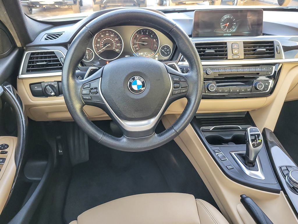 Used 2017 BMW 330i Sedan image 11