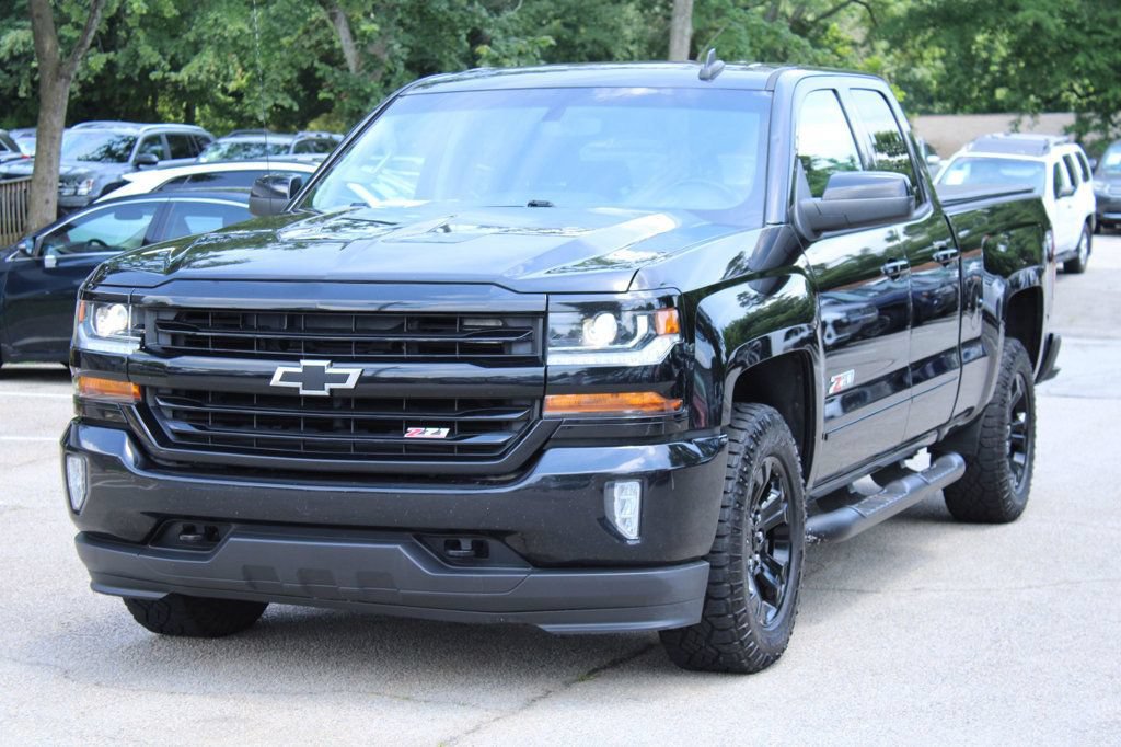 Used 2019 Chevrolet Silverado 1500 LT w/ All Star Edition AWD/4WD image 3