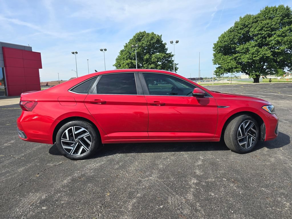 Used 2023 Volkswagen Jetta SEL FWD image 19