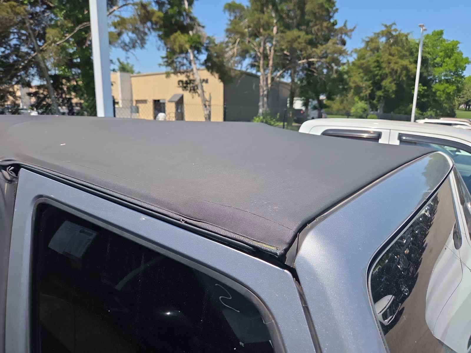 Used 2015 Jeep Wrangler Sport w/ Connectivity Group image 3