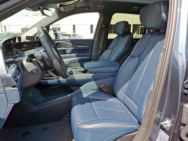 New 2025 Cadillac Escalade IQ Sport 2 AWD/4WD image 9