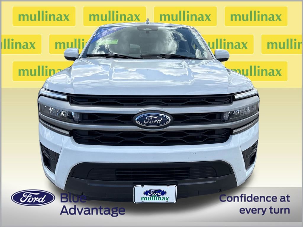 Used 2024 Ford Expedition Max XLT image 11