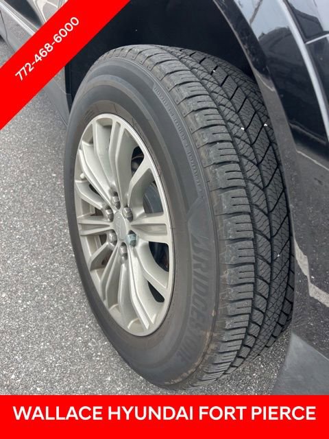 Used 2019 Cadillac XT5 Luxury FWD image 4