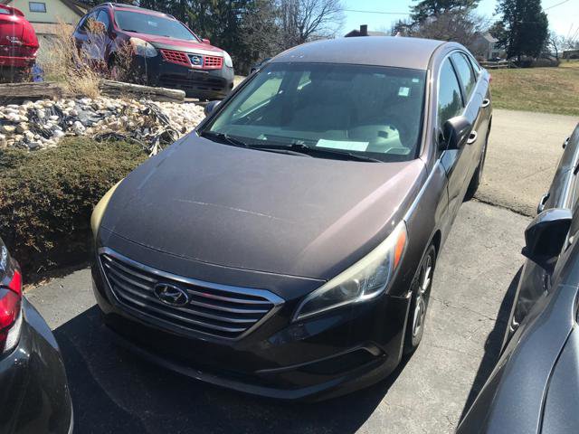 Used 2016 Hyundai Sonata SE image 4