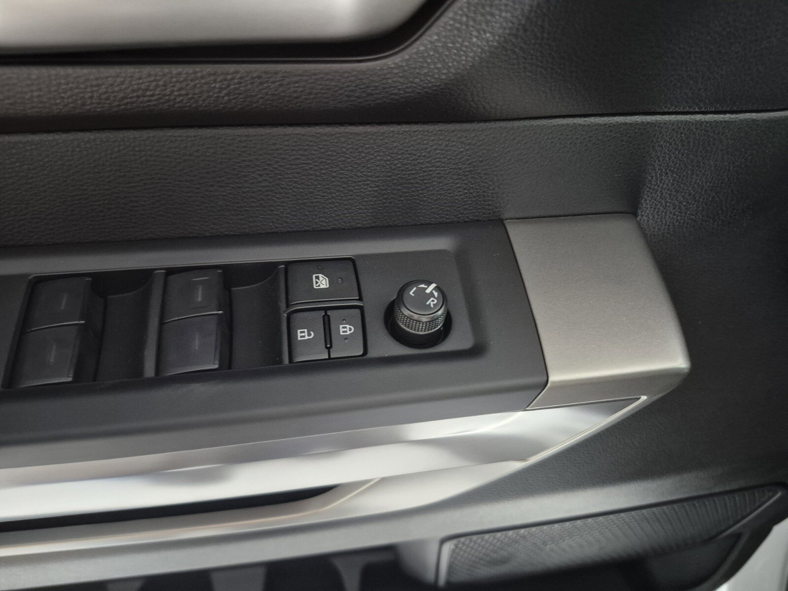 New 2026 Toyota Tundra SR5 image 15