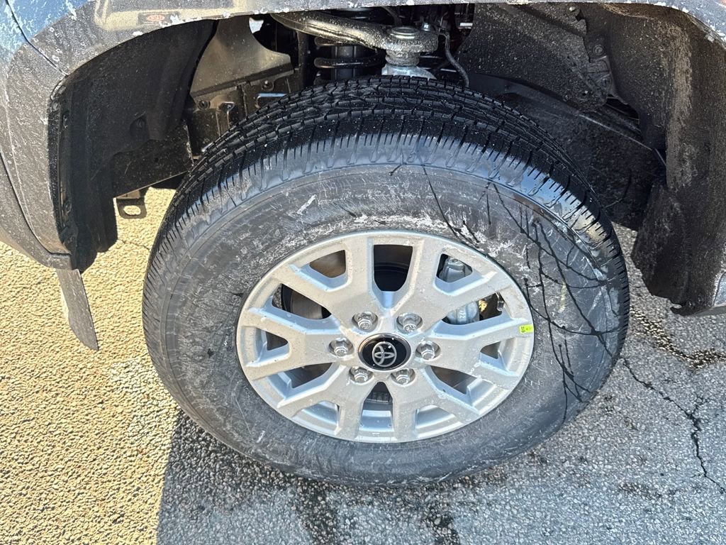 New 2026 Toyota Tacoma SR5 image 15
