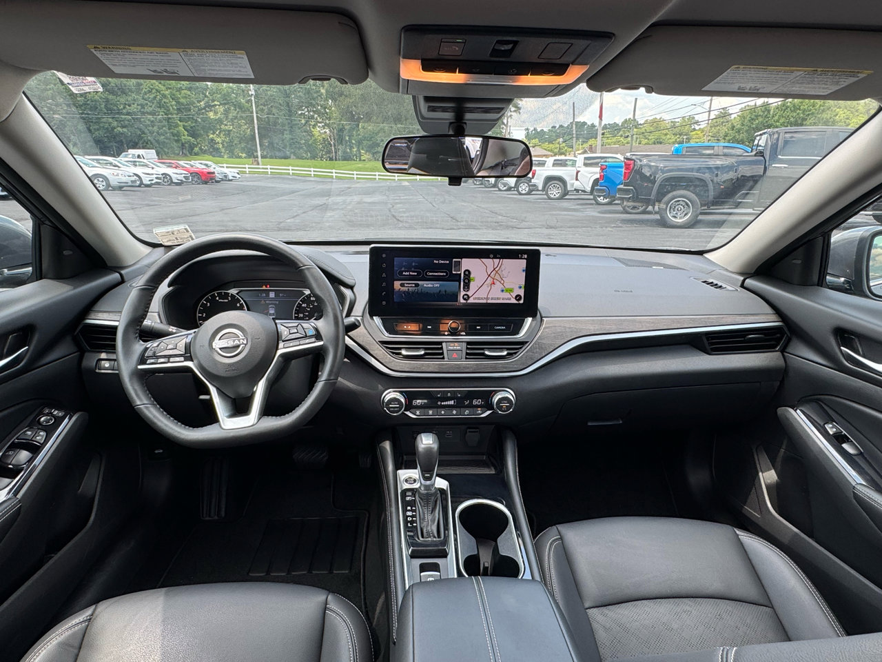 Used 2024 Nissan Altima 2.5 SL image 17