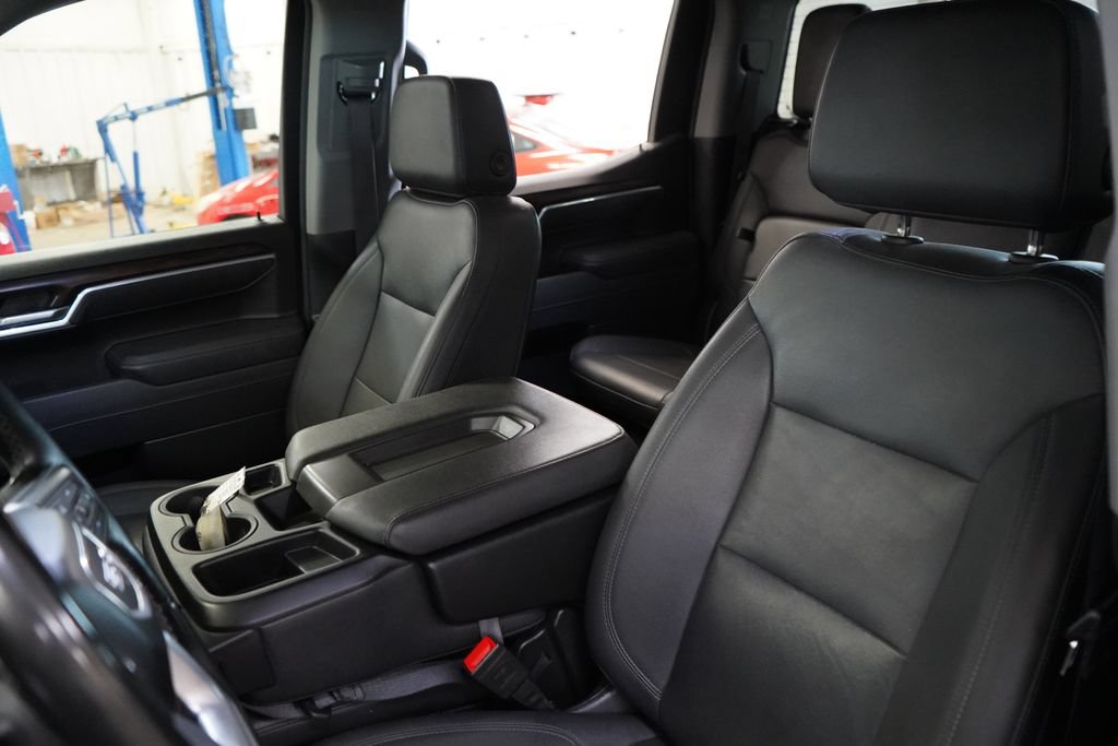 Used 2025 GMC Sierra 1500 SLT RWD image 22