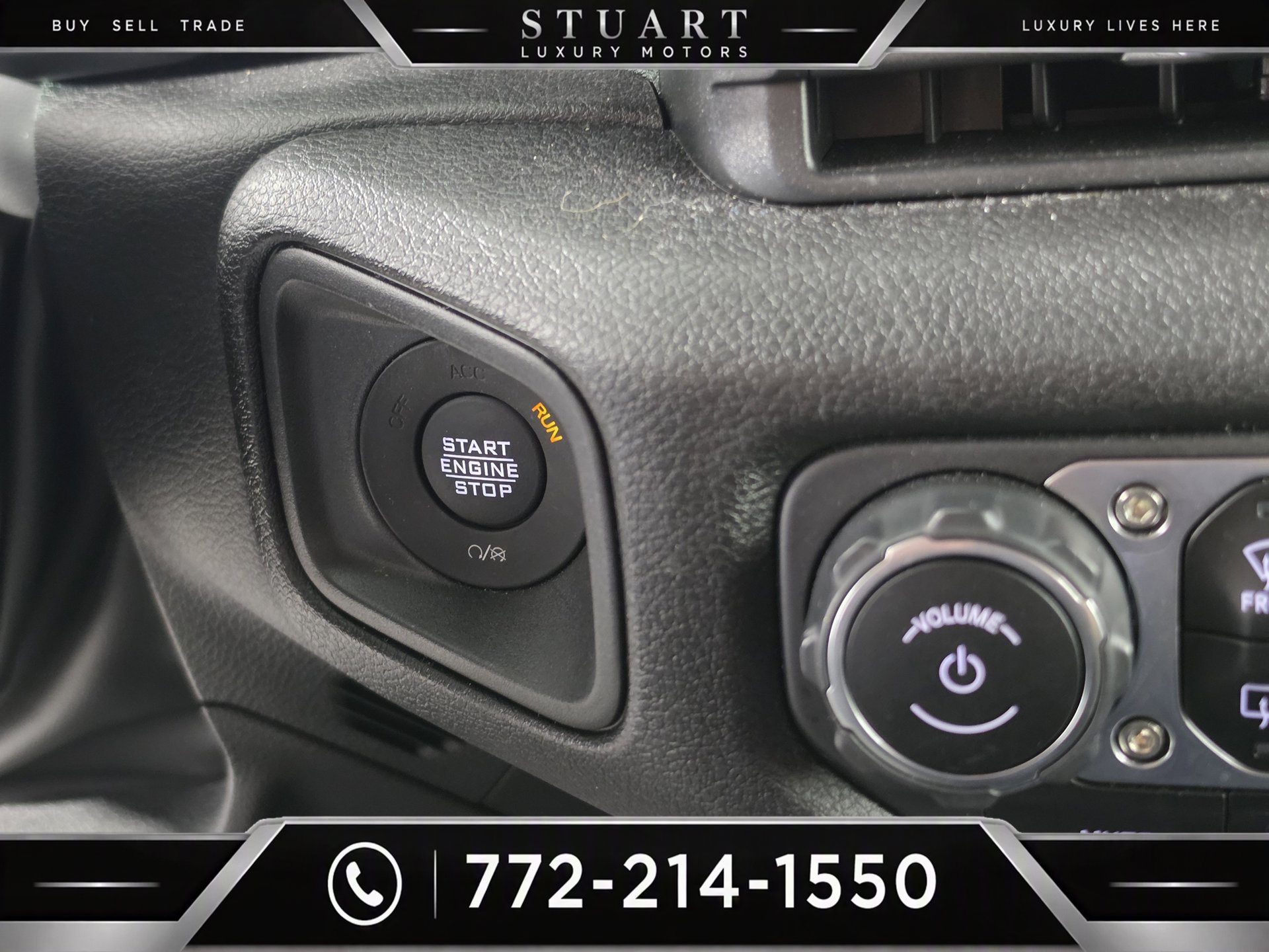 Used 2024 Jeep Wrangler Unlimited Sport AWD/4WD image 19