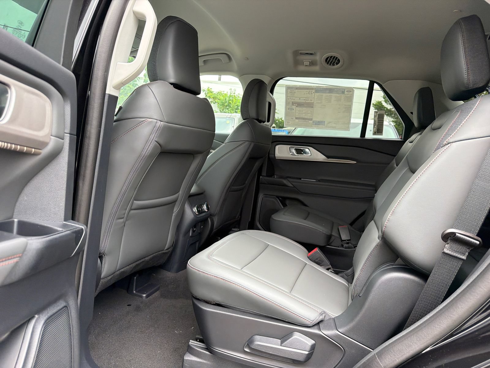 New 2026 Ford Explorer Active w/ Active Comfort Package AWD/4WD image 19