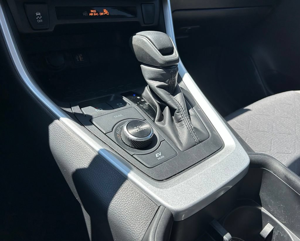 Certified 2024 Toyota RAV4 XLE AWD/4WD image 21
