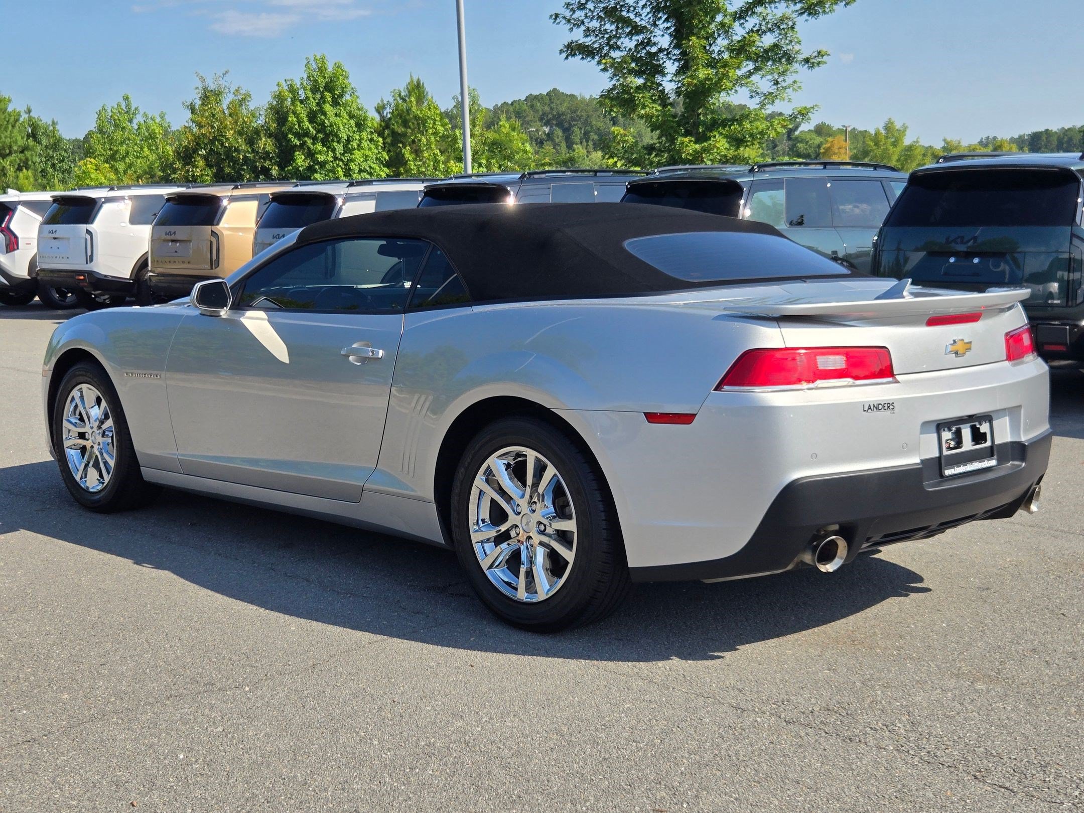 Used 2015 Chevrolet Camaro LT RWD image 5