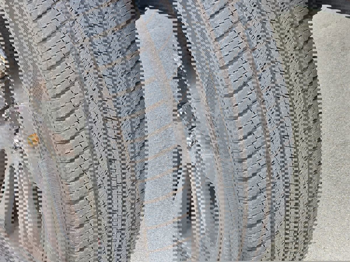 Used 2004 Chevrolet Avalanche Z66 w/ Preferred Equipment Group image 10