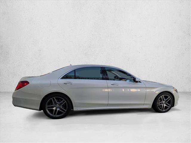 Used 2015 Mercedes-Benz S 550 4MATIC Sedan image 4