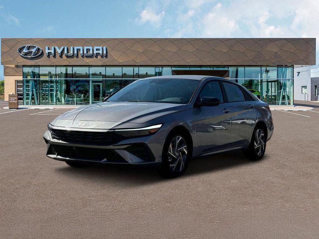 New 2025 Hyundai Elantra SEL image 1