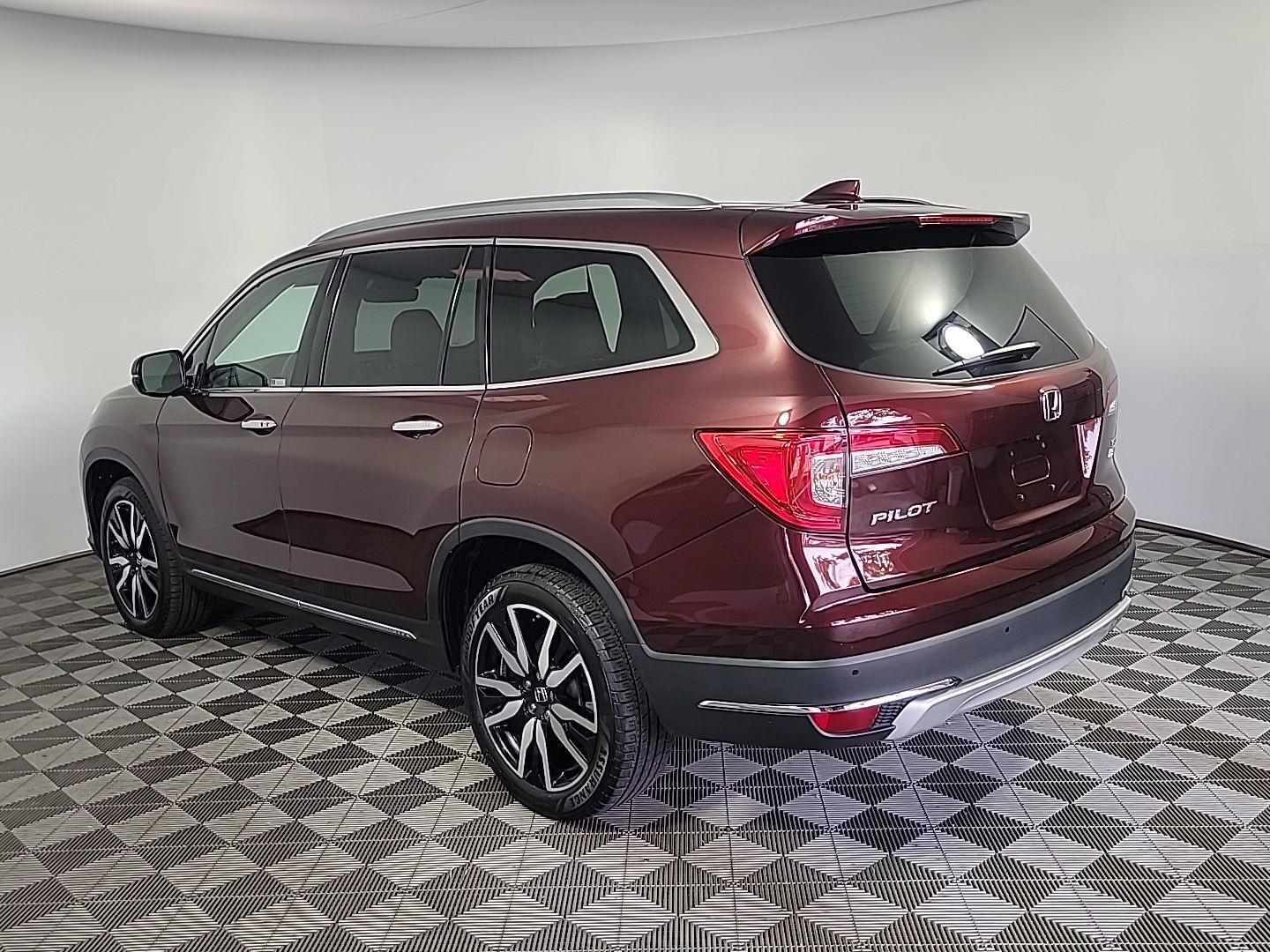 Certified 2021 Honda Pilot Touring image 10