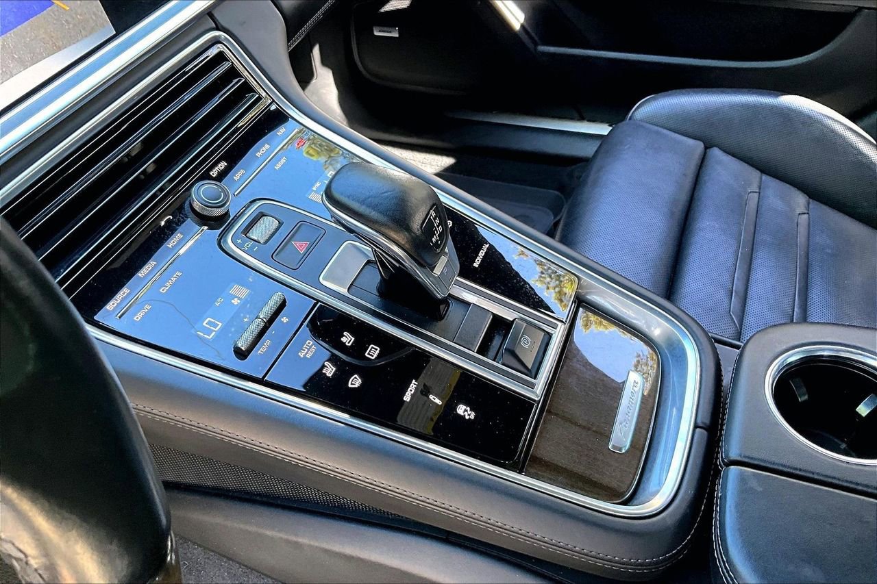 Used 2017 Porsche Panamera 4S AWD/4WD image 15