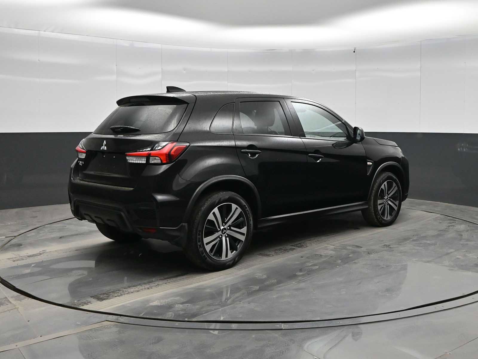 Used 2022 Mitsubishi Outlander Sport ES image 7