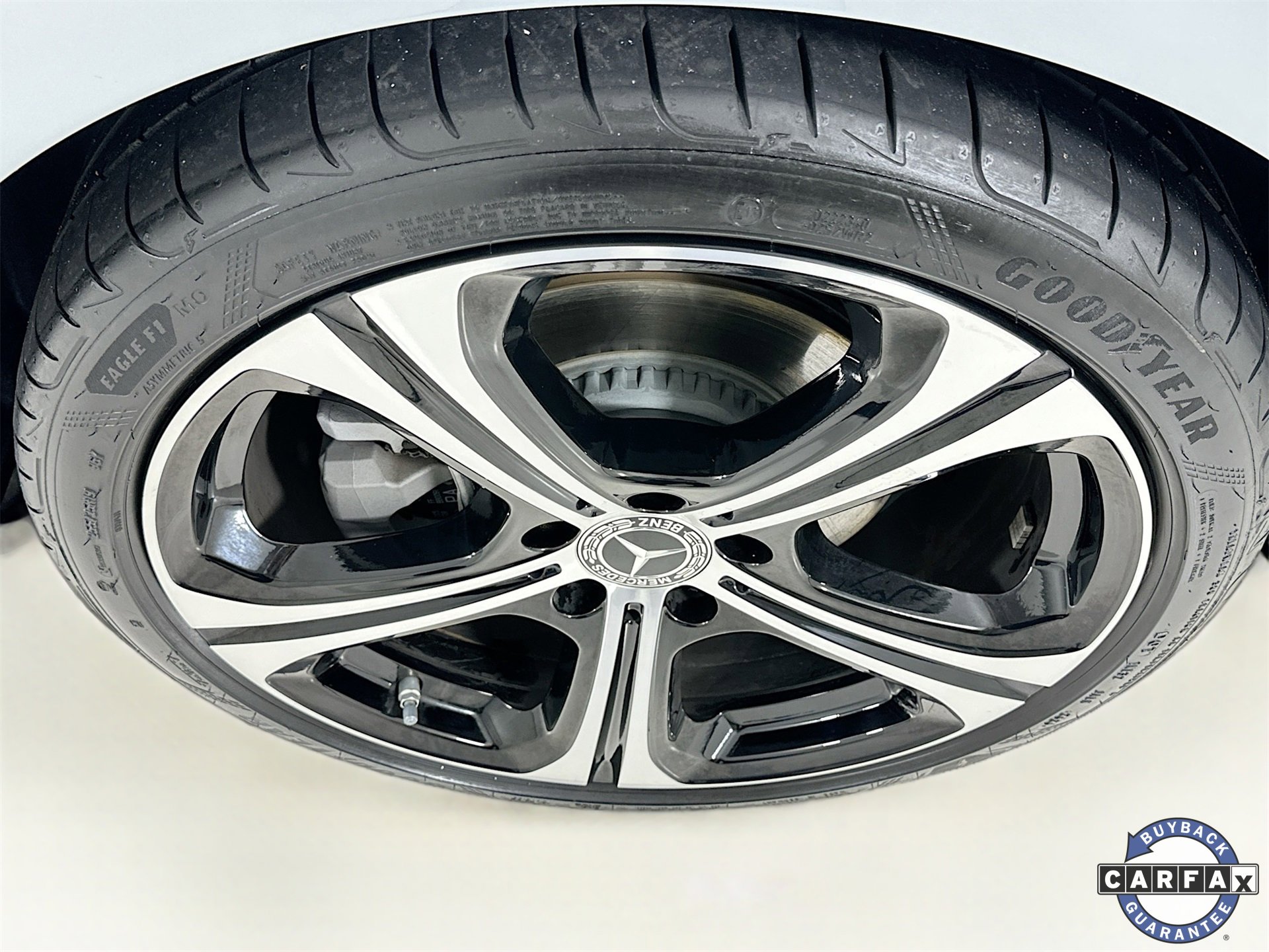 Certified 2025 Mercedes-Benz C 300 Sedan image 32