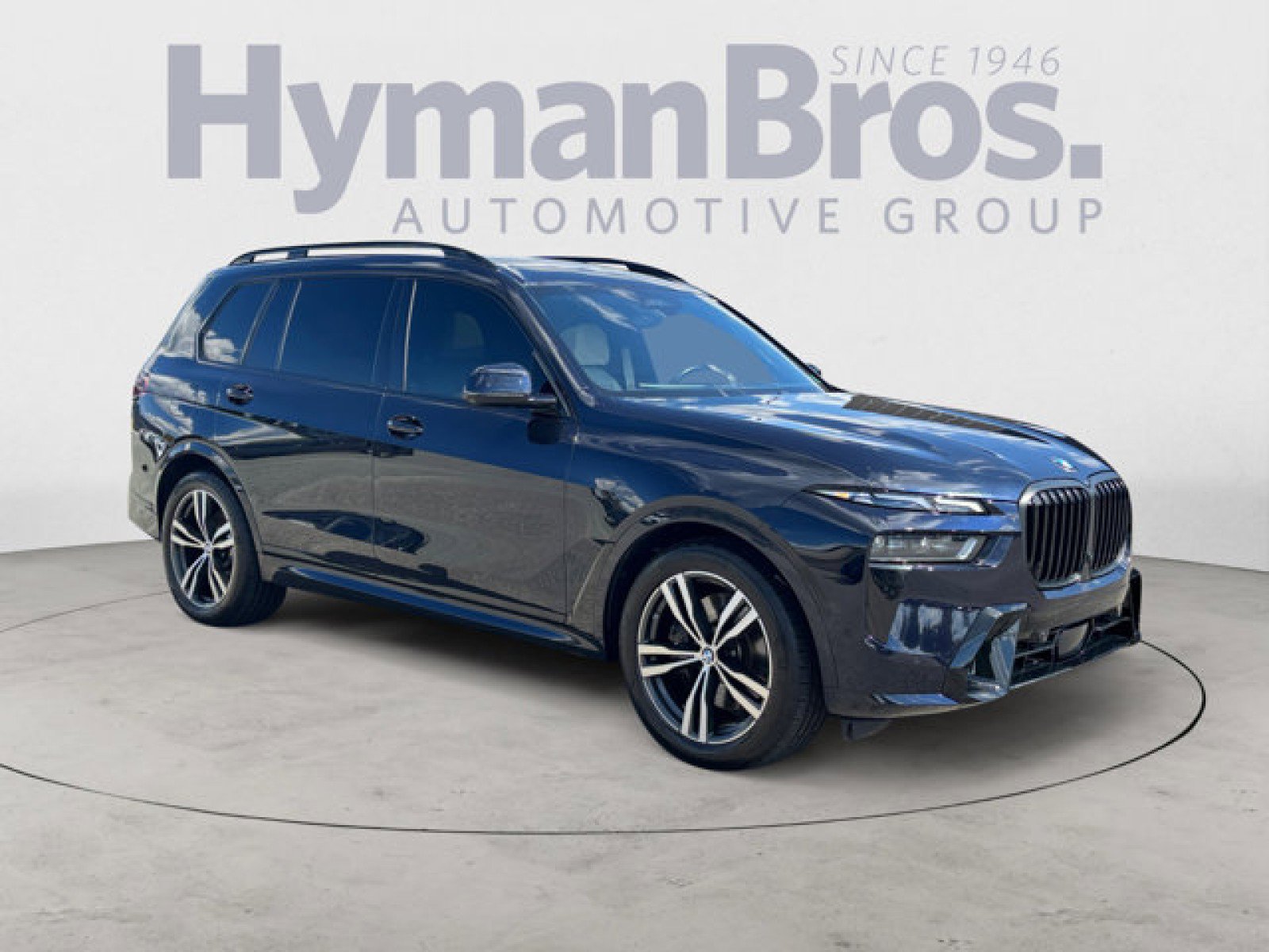 Used 2023 BMW X7 xDrive40i w/ Executive Package image 1