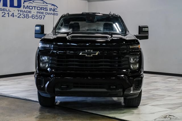 Used 2024 Chevrolet Silverado 2500 Custom w/ Custom Convenience Package AWD/4WD image 8
