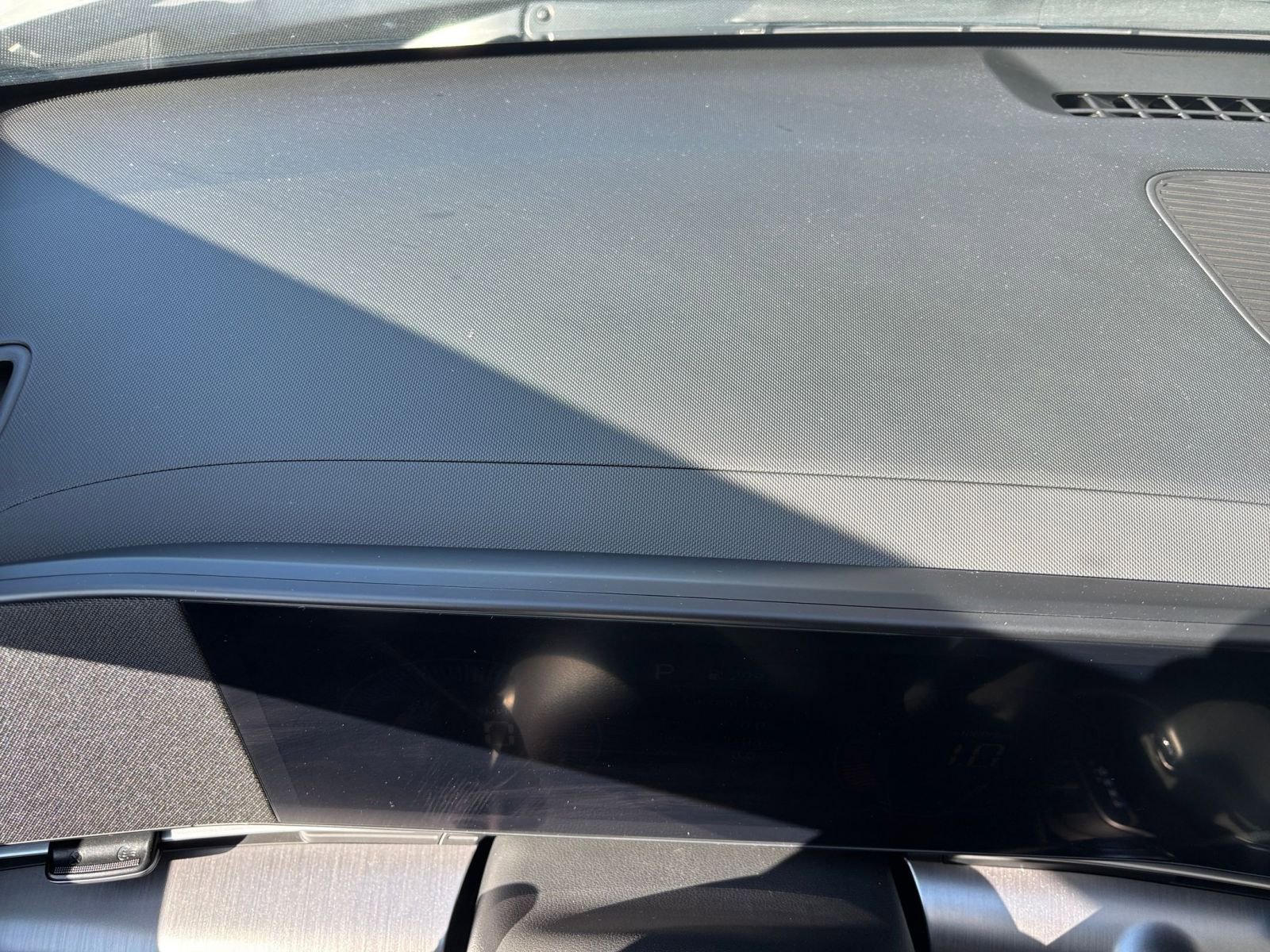 Used 2025 Hyundai Kona SEL image 36