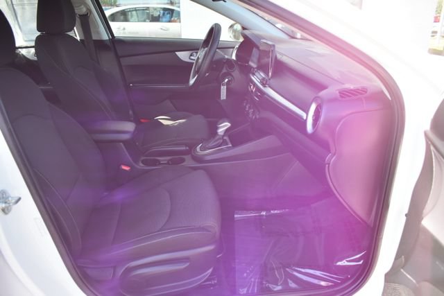 Used 2024 Kia Forte LXS FWD image 33