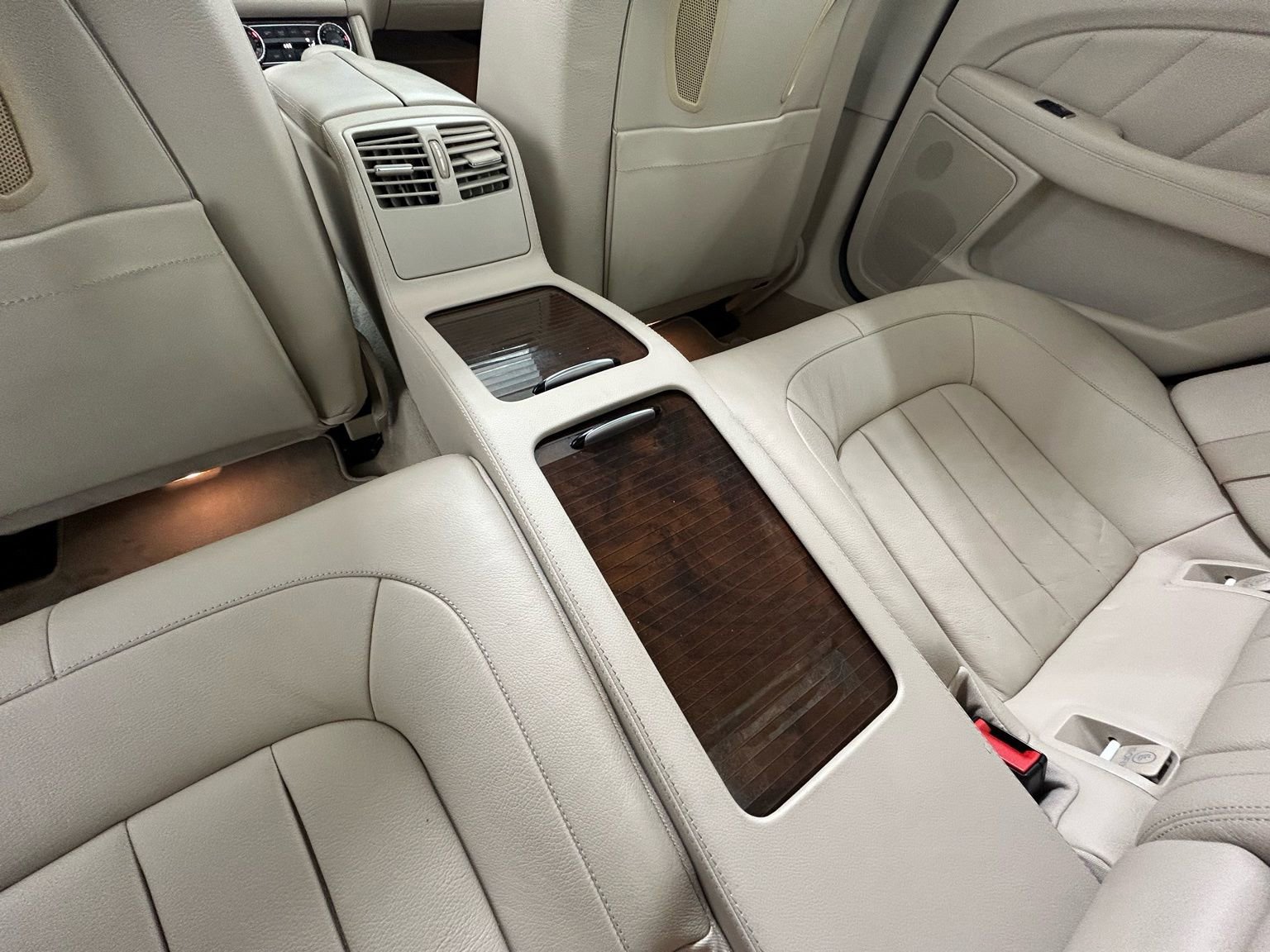 Used 2015 Mercedes-Benz CLS 400 4MATIC image 38