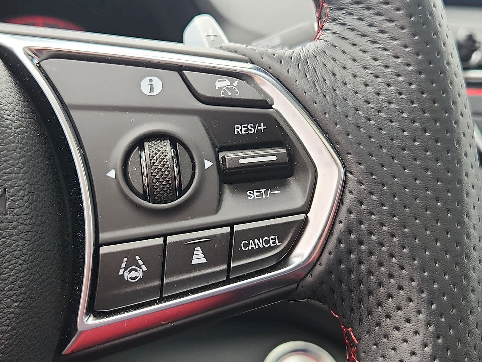 Certified 2025 Acura RDX A-Spec image 25