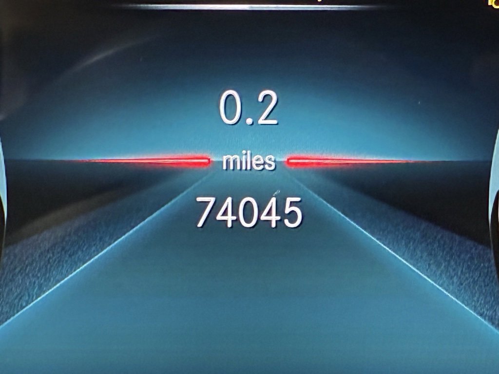 Used 2022 Mercedes-Benz GLS 450 4MATIC image 27