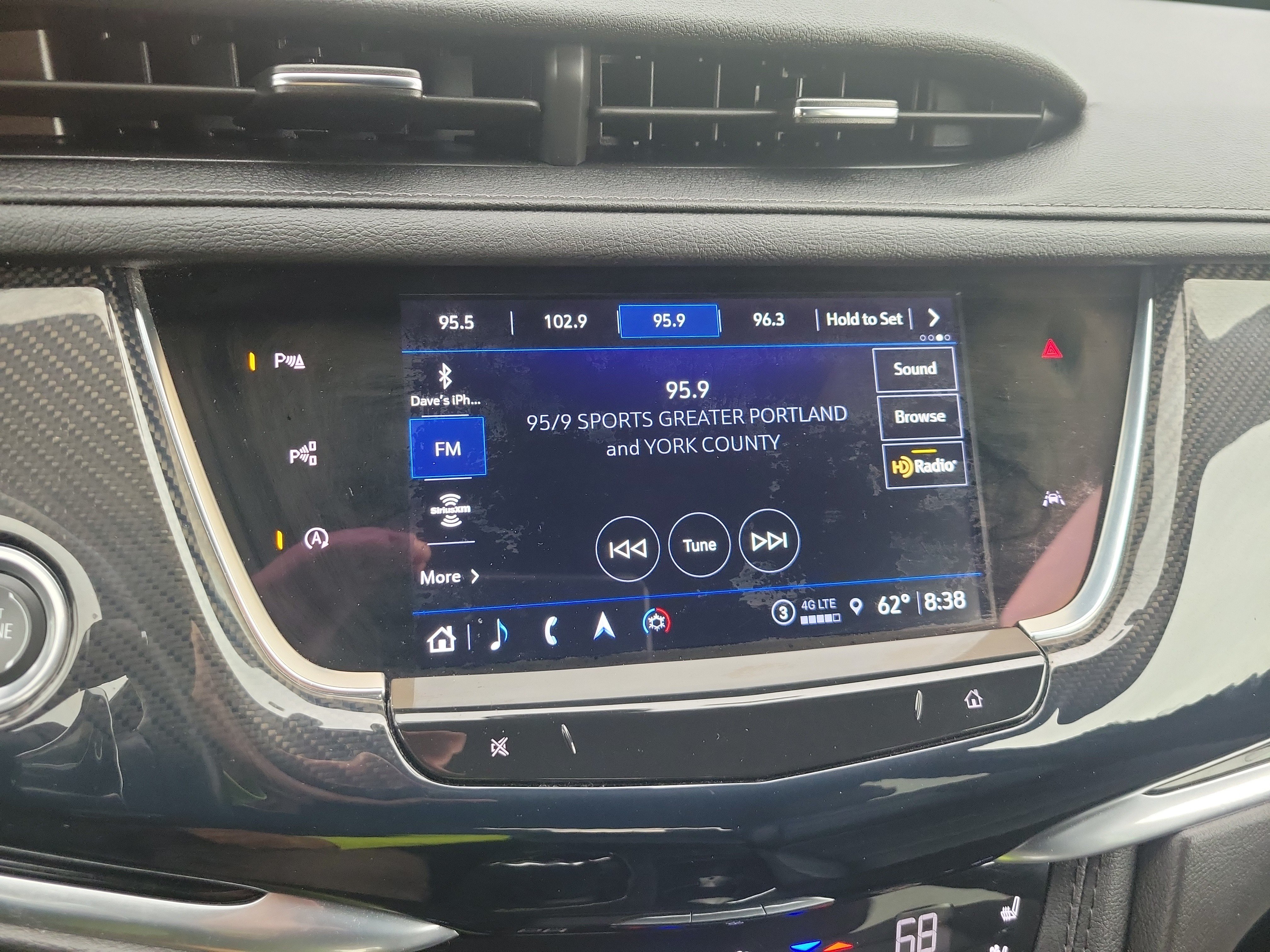 Certified 2024 Cadillac XT6 Sport w/ Technology Package AWD/4WD image 26