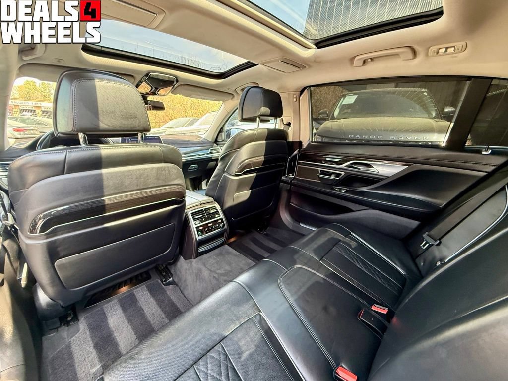 Used 2017 BMW 740i RWD image 40