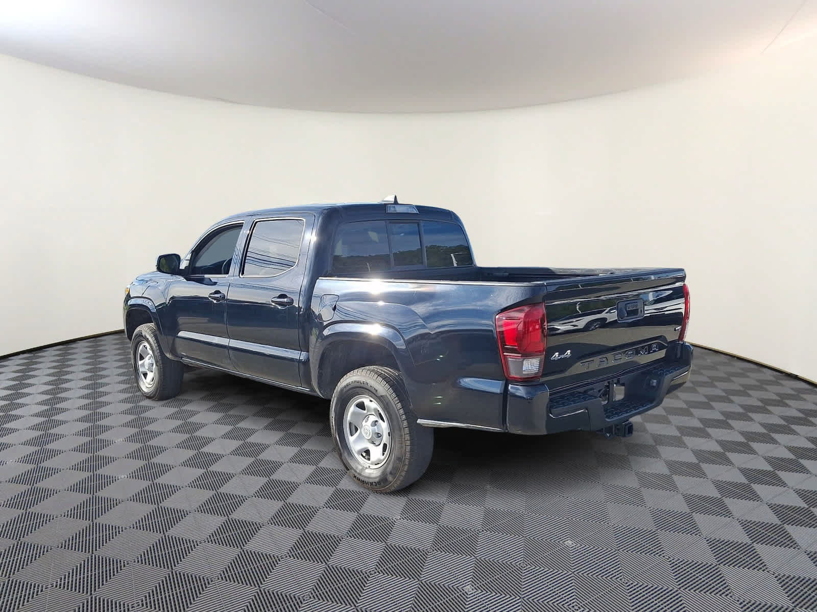 Certified 2022 Toyota Tacoma SR AWD/4WD image 7