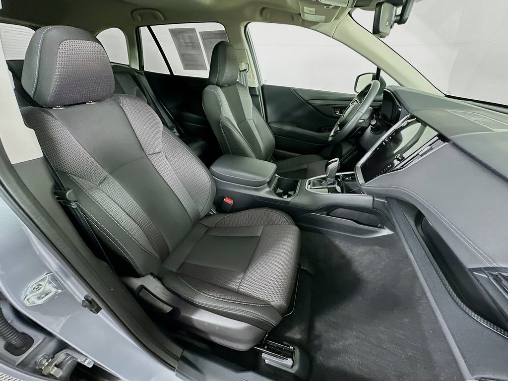 Certified 2025 Subaru Outback Premium w/ Popular Package #1A AWD/4WD image 37