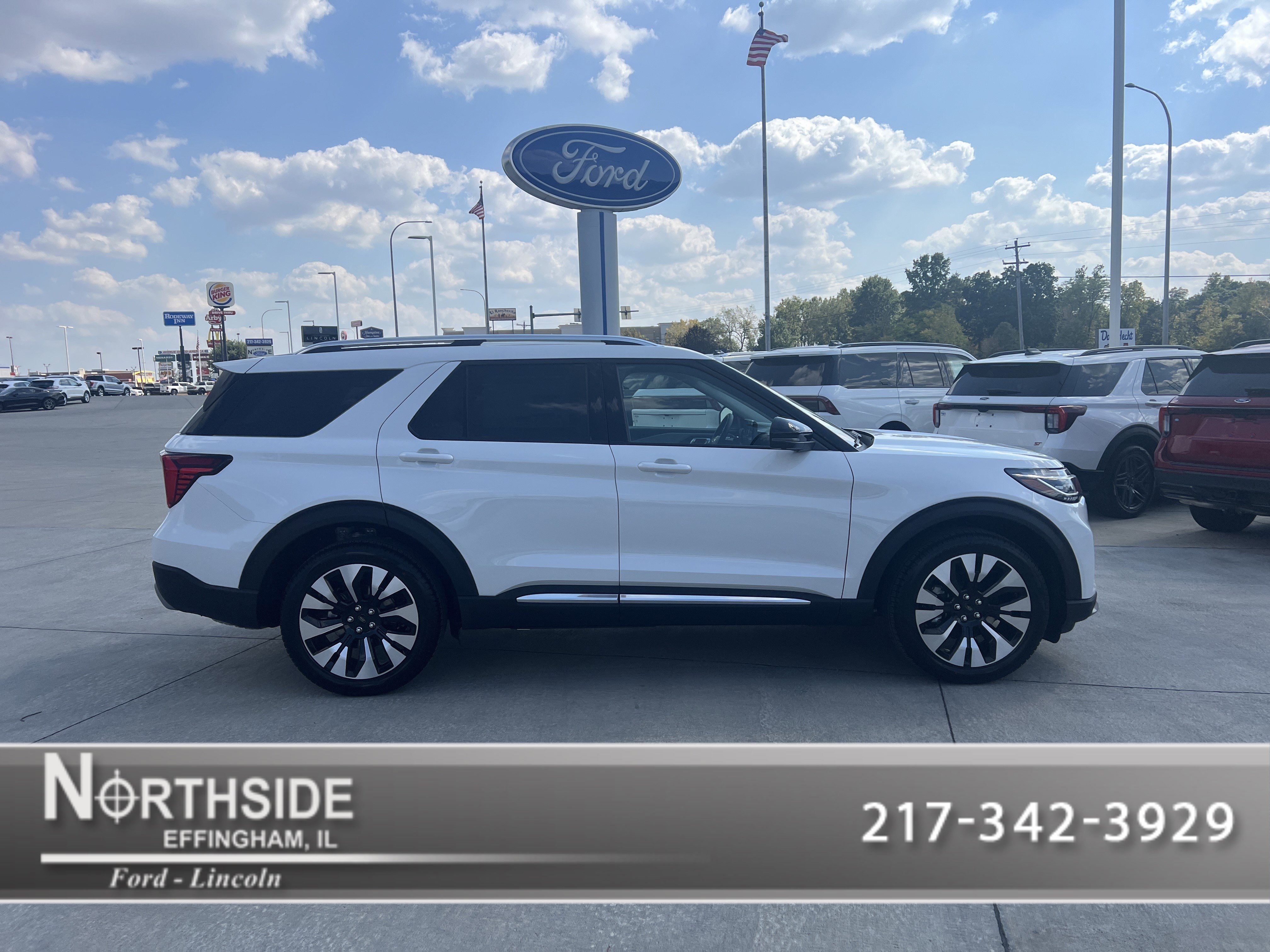 New 2025 Ford Explorer Platinum image 1