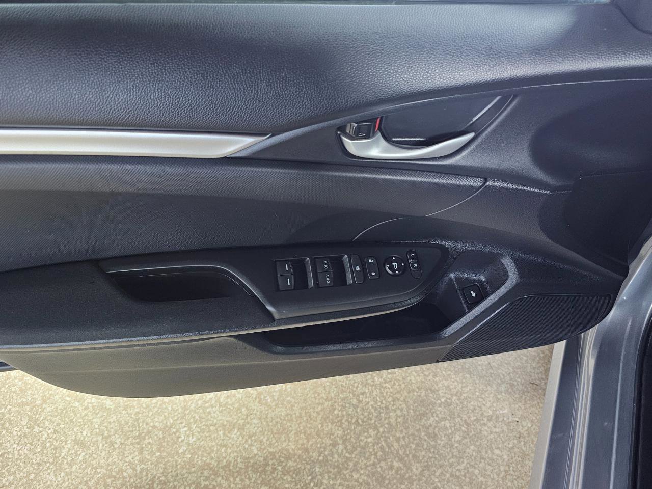 Used 2020 Honda Civic LX image 19