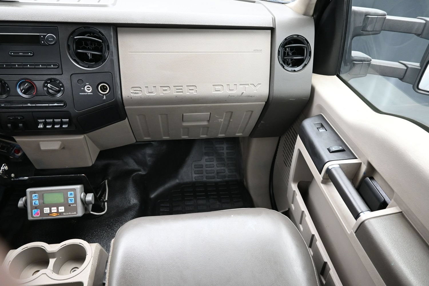 Used 2009 Ford F550 Luxury RWD image 27