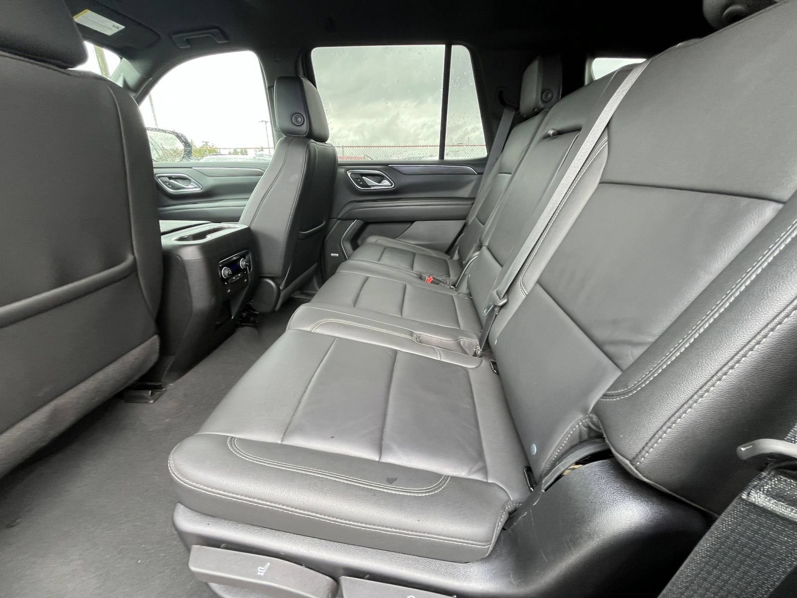 Used 2024 Chevrolet Tahoe LT w/ Luxury Package AWD/4WD image 28