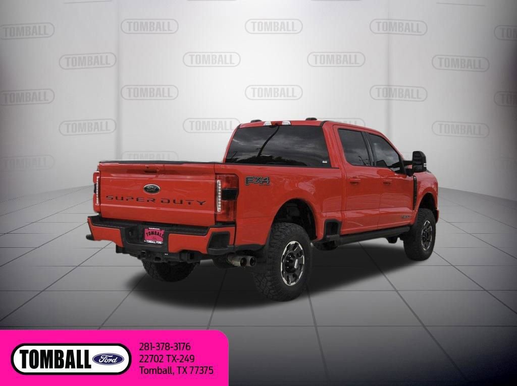 Used 2025 Ford F250 Lariat w/ Black Appearance Package image 7