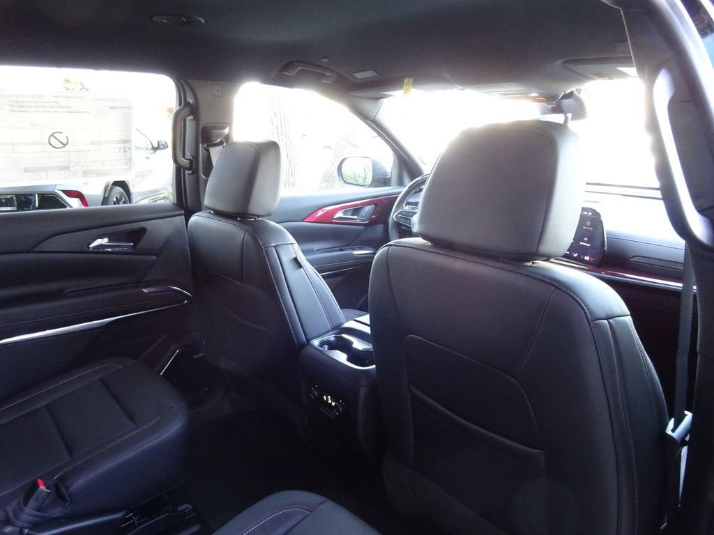 New 2026 Chevrolet Traverse Z71 w/ Enhanced Driving Package AWD/4WD image 20