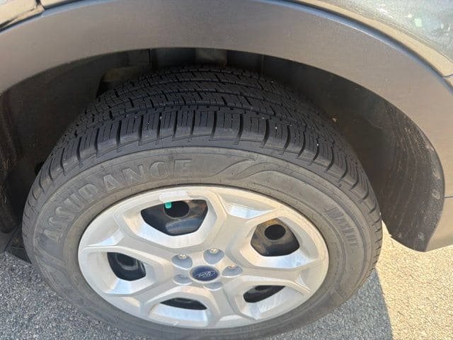 Used 2017 Ford Escape S FWD image 14
