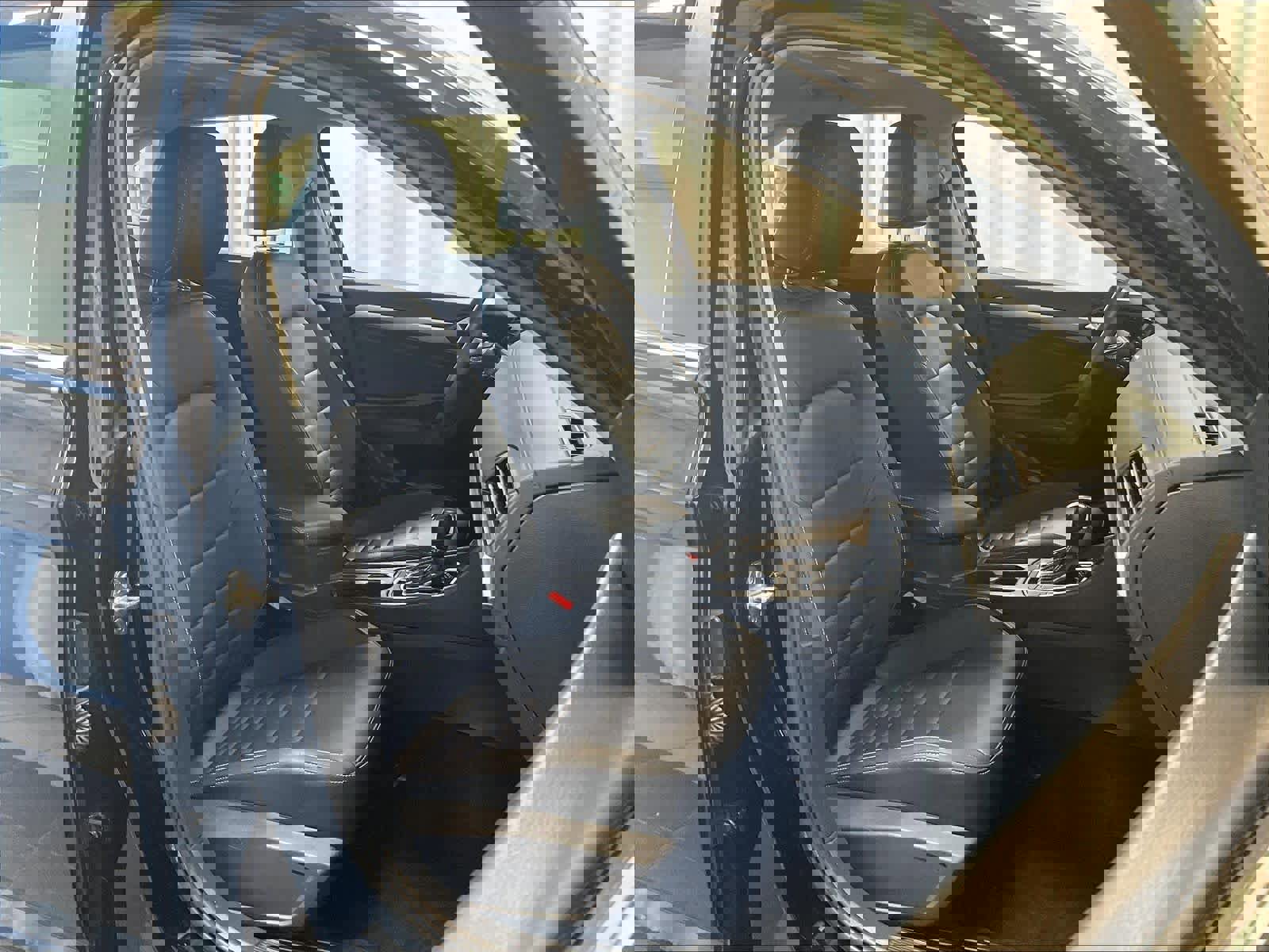 Used 2021 Volkswagen Jetta SE w/ SE Cold Weather Package image 11