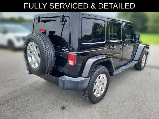 Used 2016 Jeep Wrangler Unlimited Sahara w/ Connectivity Group AWD/4WD image 5