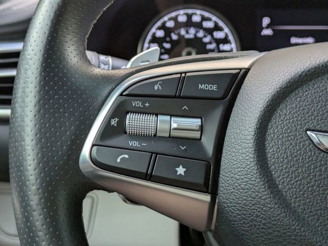 Used 2023 Genesis G70 2.0T image 27
