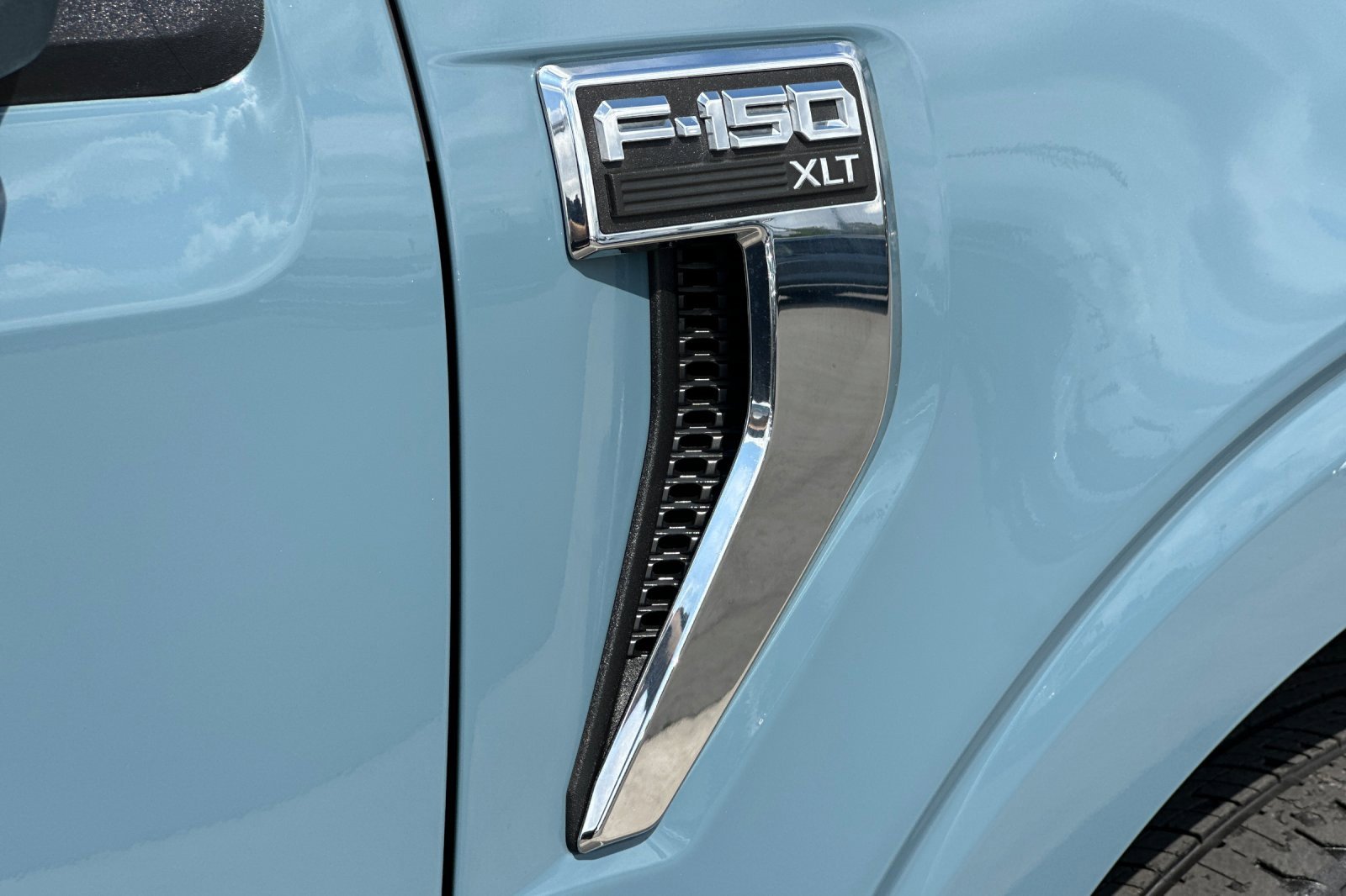 Used 2023 Ford F150 XLT image 24