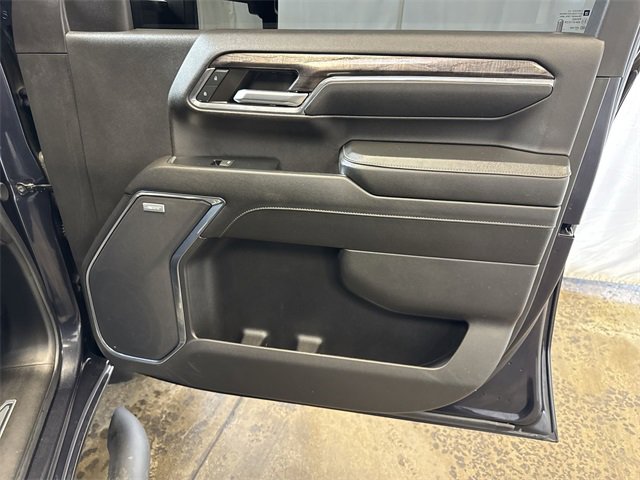 Used 2024 Chevrolet Silverado 3500 LTZ w/ LTZ Plus Package image 32