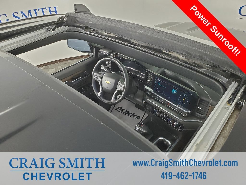 Used 2023 Chevrolet Silverado 1500 High Country w/ High Country Premium Package AWD/4WD image 4