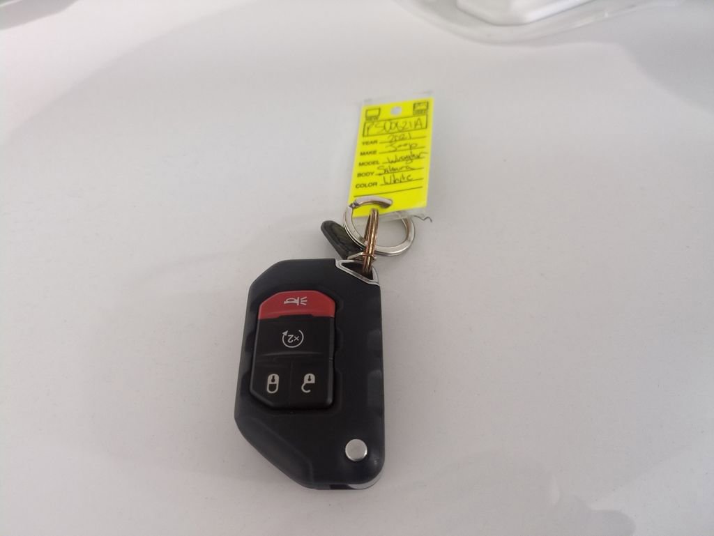 Used 2021 Jeep Wrangler Unlimited Sahara image 31