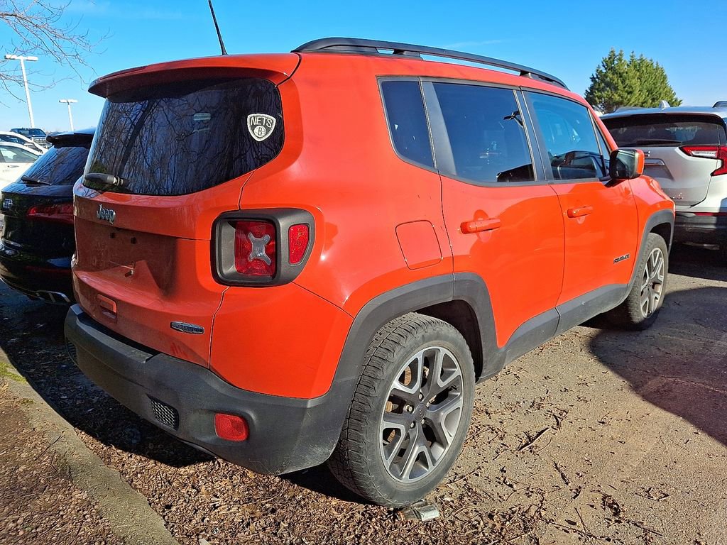 Used 2018 Jeep Renegade Latitude image 4